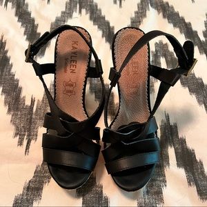 Kayleen platform wedges - black